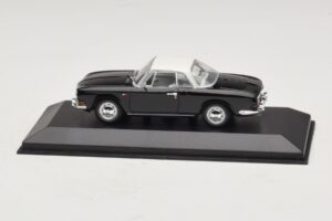 Volkswagen Karmann Ghia Black With White Roof Minichamps 1:43 430050224 Diecast