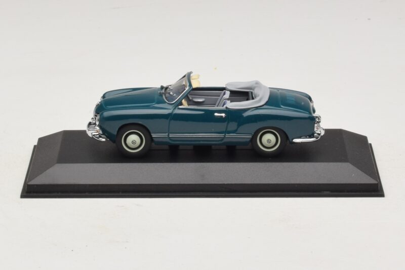 Volkswagen Karmann Ghia Cabriolet Dark Blue Minichamps 1:43 GHIA001 Diecast