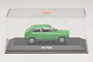 Volkswagen Polo Mk1 Green Maxichamps 1:43 940050501 Diecast — photo 4 of 5