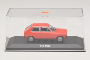 Volkswagen Polo Mk1 Red Maxichamps 1:43 940050500 Diecast — photo 4 of 5