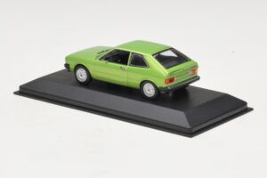 Volkswagen Scirocco Mk1 Green Metallic Replacement Box Maxichamps 1:43 940050420-R1 Diecast — photo 3 of 5