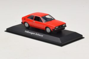 Volkswagen Scirocco Mk1 Red Maxichamps 1:43 940050422 Diecast — photo 3 of 5