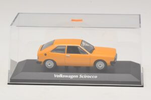 Volkswagen Scirocco Mk1 Yellow Maxichamps 1:43 940050424 Diecast — photo 4 of 5