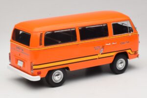 Volkswagen T2 Elektrotransporter EPRI-TVA Orange IXO 1:18 U18RDC004-B Diecast — photo 2 of 6