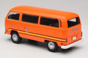 Volkswagen T2 Elektrotransporter EPRI-TVA Orange IXO 1:18 U18RDC004-B Diecast — photo 5 of 6