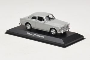 Volvo 121 Amazon Grey Maxichamps 1:43 940171000 Diecast — photo 3 of 5