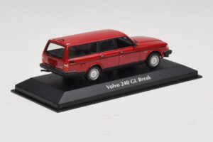 Volvo 240 GL Estate Red Maxichamps 1:43 940171410 Diecast — photo 2 of 5